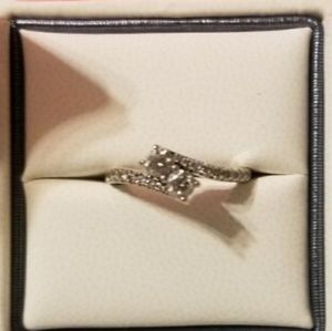 1/2 carat diamond ring size 7